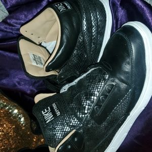 Vintage Nike airpython